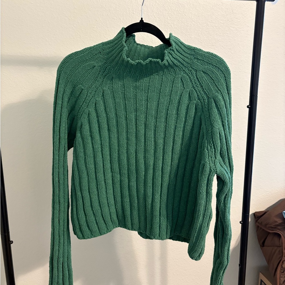 Green Ribbed Women's Mockneck Sweater
